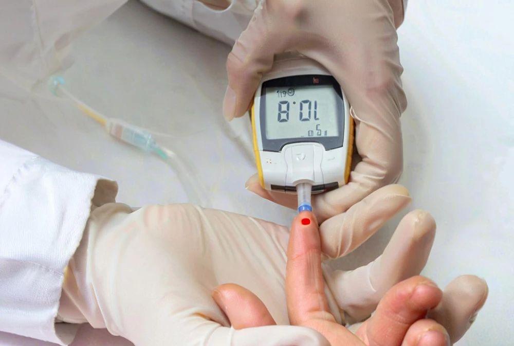 血糖偏高别忽视!出现这3个症状要当心