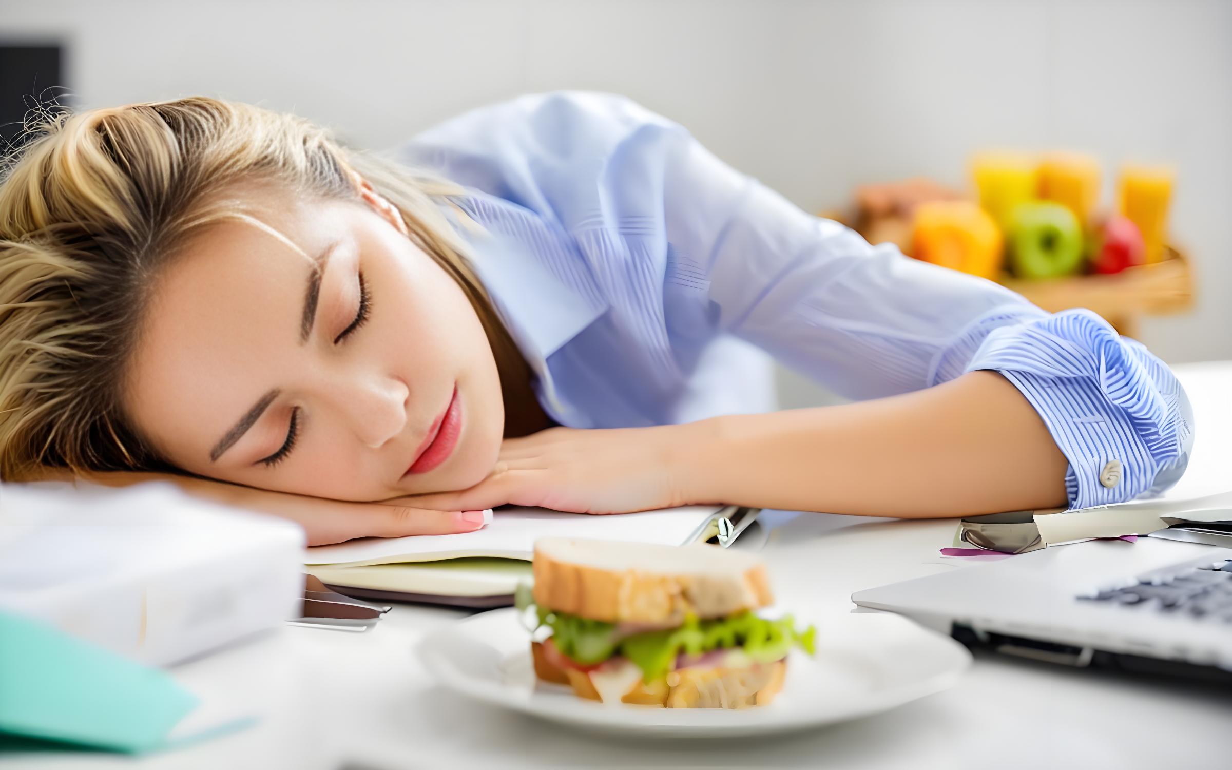 饭后嗜睡不寻常?可能是这4种消化问题的表现